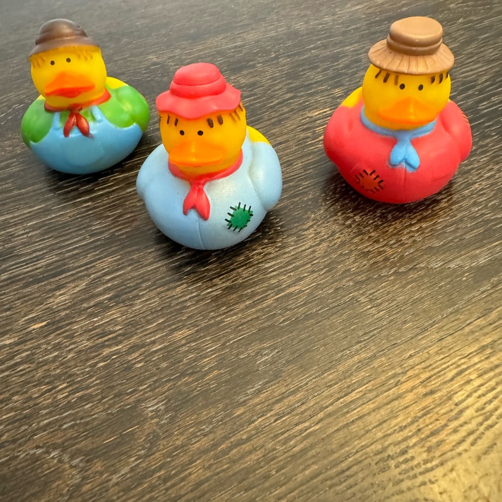 Rubber ducks for jeep ducking or soap making
